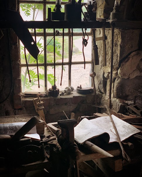 Everyone sees what needs fixing